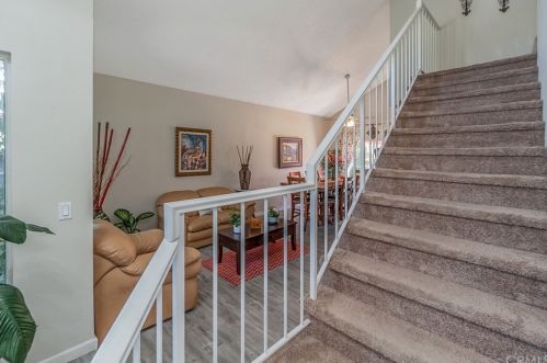 6742 Dove Ln, Riverside CA  92506-5000 exterior