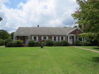301 Goldsboro St, Pikeville, NC 27863-9649