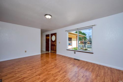 2364 Kipland Dr, Santa Rosa CA  95401-9141 exterior