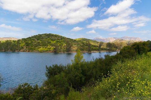 12650 Lakeshore Dr, Lakeside CA  92040-3263 exterior