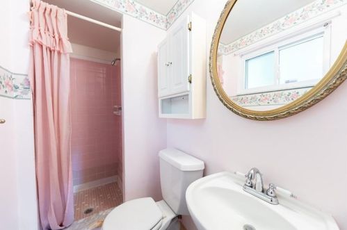 152 Richmore Dr, Verona PA  15147-2510 exterior