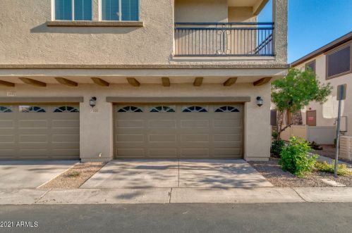 1885 Frye Rd, Gilbert, AZ 85295-1248