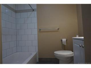 28 Jackson St, Ansonia CT  06401-1210 exterior