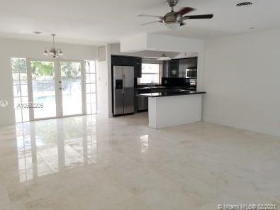 2210 46th Ave, Hollywood FL  33021-4148 exterior