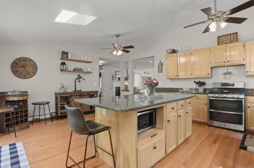 51 Deacon Smith Hl Rd, Patterson NY  12563-2919 exterior