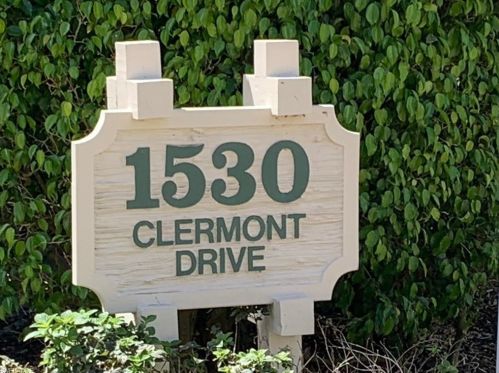 1530 Clermont Dr, Naples FL  34109-0300 exterior