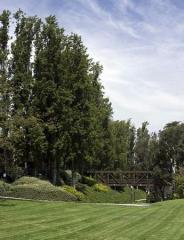 922 Baywood Dr, Newport Beach CA  92660-7148 exterior