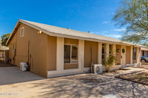 6761 Vereda De Las Casitas, Tucson, AZ 85746-8012