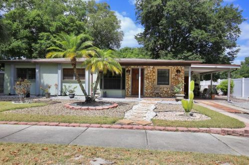 216 Mercado Ave, Orlando, FL 32807-1729