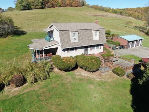503 Garrett Rd, Scenery Hill, PA 15360-1533