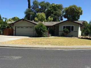 599 Elder St, Vacaville, CA 95688-2555