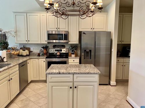 646 Baywick Cir, Crozet VA  22932-1529 exterior