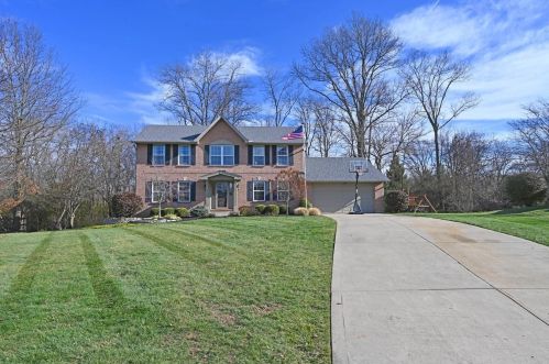 3742 Maplebrooke Ln, Amelia, OH 45102-1523