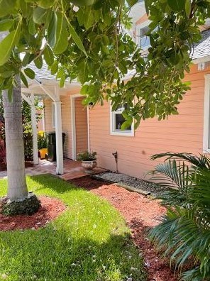 118 7 Ave, Delray Beach FL 33483-5243 exterior