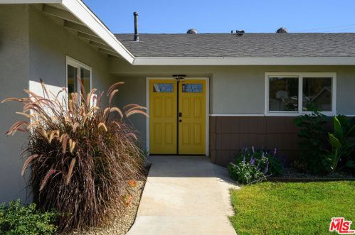 1650 Ona Cir, Simi Valley CA  93063-4540 exterior