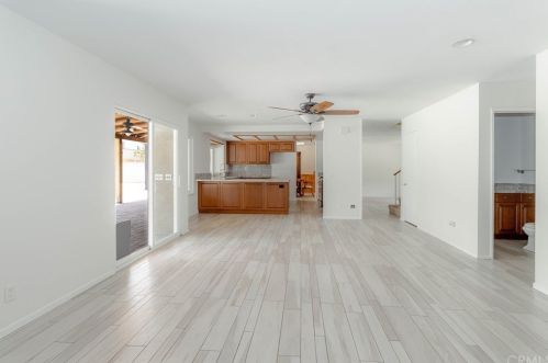 1754 Somerset Ln, Redlands CA  92374-5561 exterior