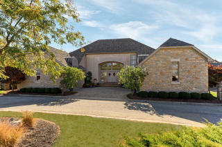 8536 Cartney Ct, Dublin, OH 43017-9304