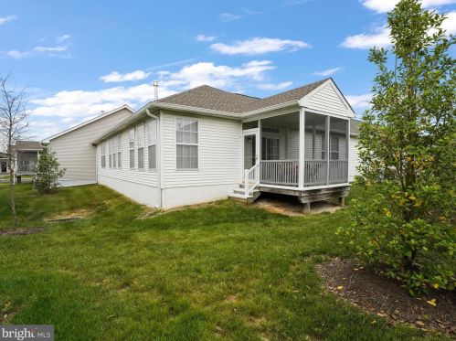 152 Matthew Wood Way, Glen Mills PA  19342-2201 exterior