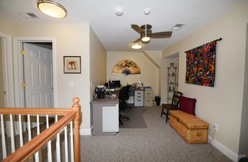 31 Greyhawk Dr, Mashpee MA 02649-4417 exterior