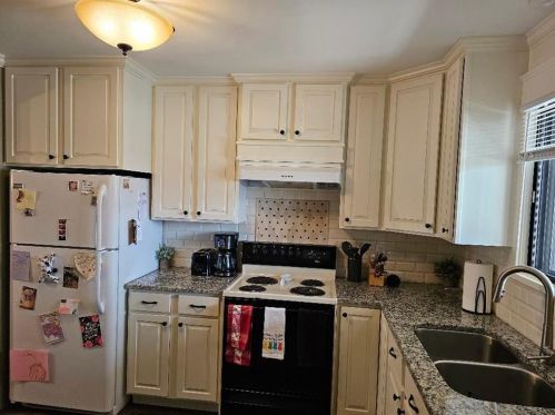 8820 Aldrich Ave, Minneapolis MN  55420-2722 exterior