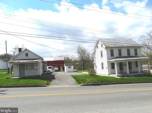 4374 Roxbury Rd, Lees Cross Roads, PA 17257-8313