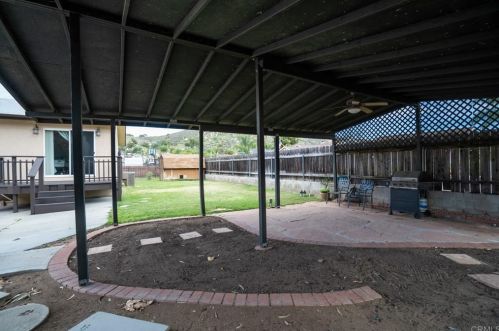 9476 Los Coches Rd, Lakeside CA  92040-4643 exterior