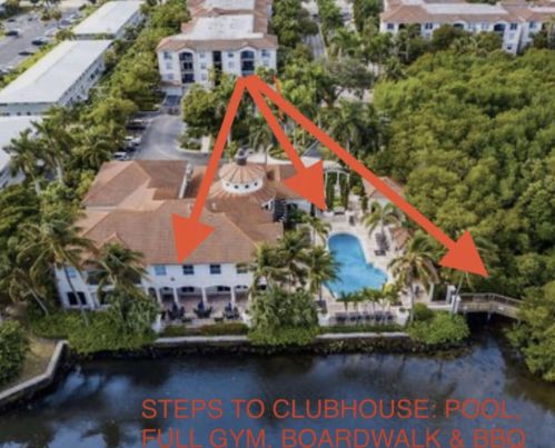 1212 Tuscany Way, Boynton Beach FL  33435-7803 exterior