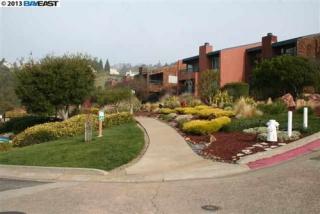54 Sereno Cir, Oakland, CA 94619-3122