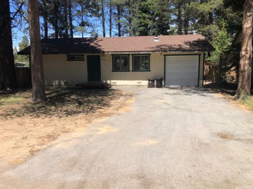 949 Tahoe Island Dr, South Lake Tahoe, CA 96150-4200