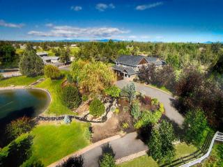 62279 Powell Butte Hwy, Bend OR  97701-8033 exterior