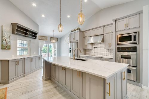 6303 Piney Glen Ln, Orlando, FL 32819-4659