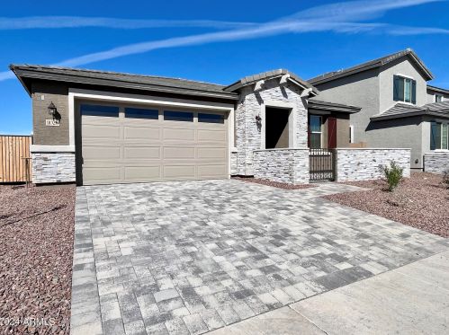 11026 Tonto St, Avondale AZ  85323 exterior