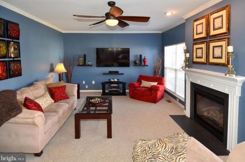 14276 Town Commons Way, Gainesville VA  20155-1497 exterior