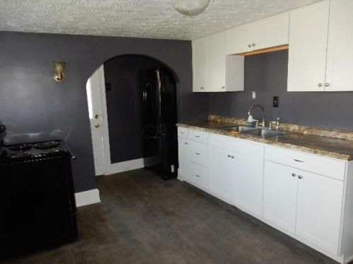 1001 Chestnut St, Mount Vernon OH  43050-2819 exterior