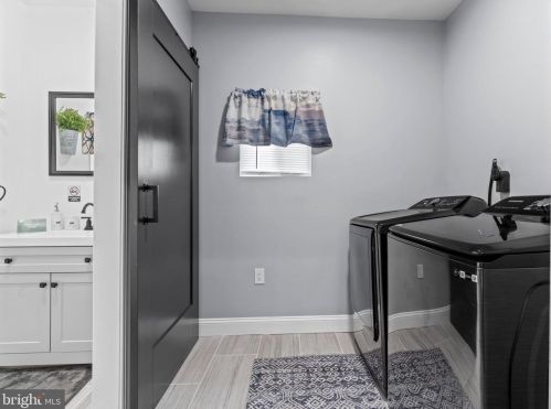 322 42 St, Philadelphia PA 19104-4062 exterior