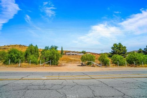 10517 Sierra Ct, Santa Clarita, CA 91390-2515