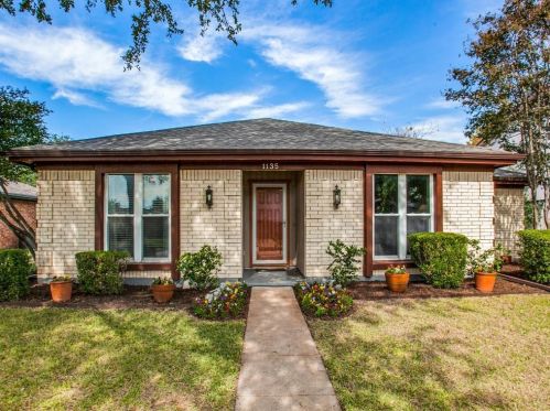 1135 Midway Dr, Richardson TX  75081-3634 exterior