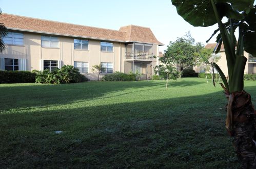 1201 13th St, Boca Raton, FL 33486-2106