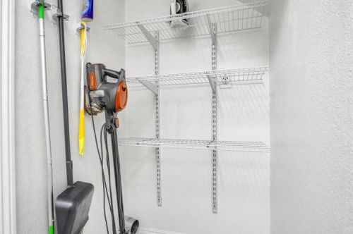 4200 Comet Cir, Union City CA 94587-4026 exterior