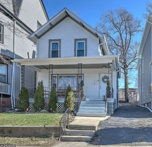 114 Maple Ave, East Orange, NJ 07017-4341