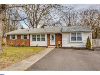 42 Johnson Rd, Gibbsboro, NJ 08026-1133