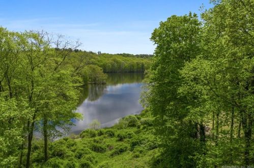 222 Nod Hill Rd, Wilton, CT 06897-1717