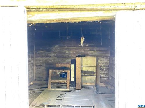 6417 Hillsboro Ln, Crozet VA  22932-3322 exterior