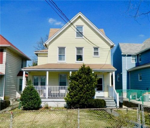 47 John St, New Rochelle, NY 10805-1517