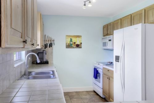 469 Hartley St, Marco Island FL  34145-2747 exterior