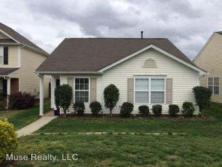 1518 Tuckers Glenn Dr, Rock Hill, SC 29732-2286