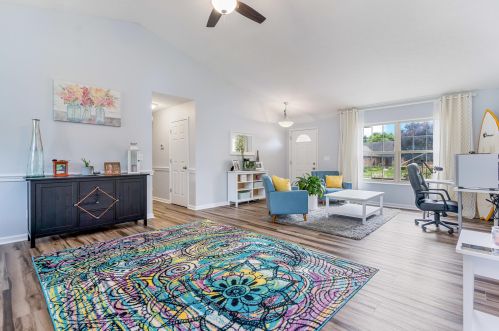 140 Union Ridge Dr, Englewood OH  45322-8774 exterior