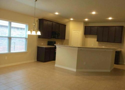 1909 Abby Creek Dr, Oak Point TX  75068-0319 exterior