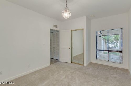 5704 Scottsdale Rd, Scottsdale AZ 85254-5161 exterior