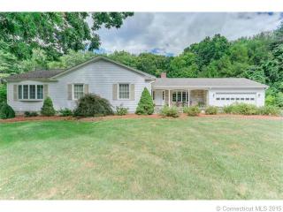 266 Heritage Rd, Putnam, CT 06260-2739